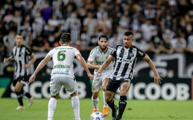 Cuiabá tenta quebrar sequência negativa contra Ceará pressionado