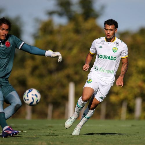 Cuiabá perde para o Vasco em casa e segue ameaçado de rebaixamento no Brasileirão Sub-20