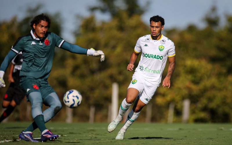 Cuiabá perde para o Vasco em casa e segue ameaçado de rebaixamento no Brasileirão Sub-20