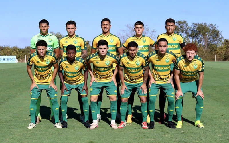 Com dois gols de Gustavo Andrade, Cuiabá abre vantagem nas quartas do Estadual Sub-20