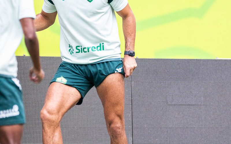 “Desafio é ainda maior”: Pepê avalia volta e empate do Cuiabá na estreia da série B