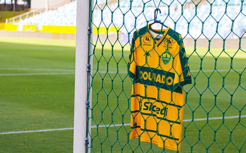 Entre o Z-4 e o G-4: Cuiabá recebe Criciúma na Arena Pantanal neste sábado (02)