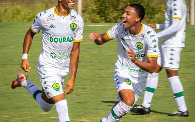 Dourado Sub-20 reage no Brasileirão e bate o Botafogo em casa