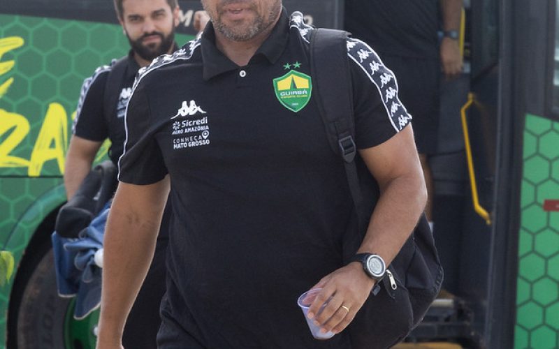 Cuiabá promove mudança no comando técnico após cinco derrotas em sete jogos no Brasileirão sub-20