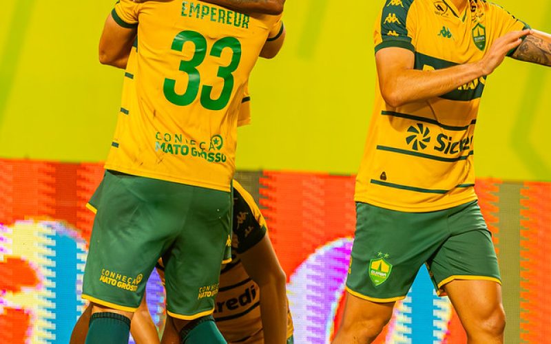 Cuiabá vence o CRB na Arena Pantanal, encerra jejum em casa e ganha fôlego na Série B