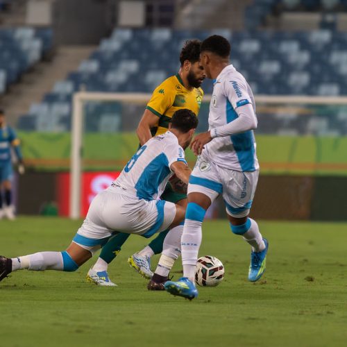 Cuiabá reage após sair perdendo por dois gols e empata com o Londrina na Arena Pantanal pela Série B
