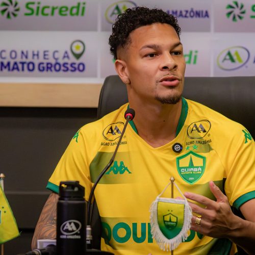 Igor Inocêncio é apresentado no Cuiabá e projeta reação no segundo turno: “A gente só precisa de um pouco mais de constância”