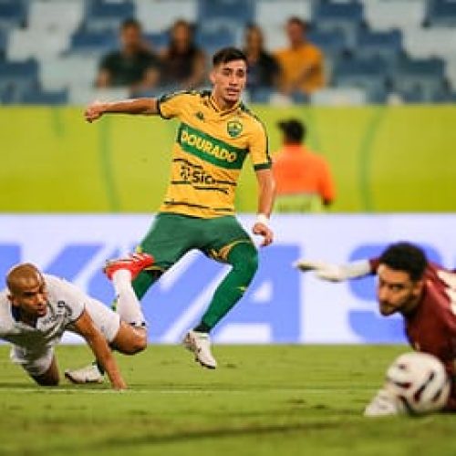 Pedrinho comenta gol perdido e projeta recuperação: “Sou um jogador que nunca vai parar”