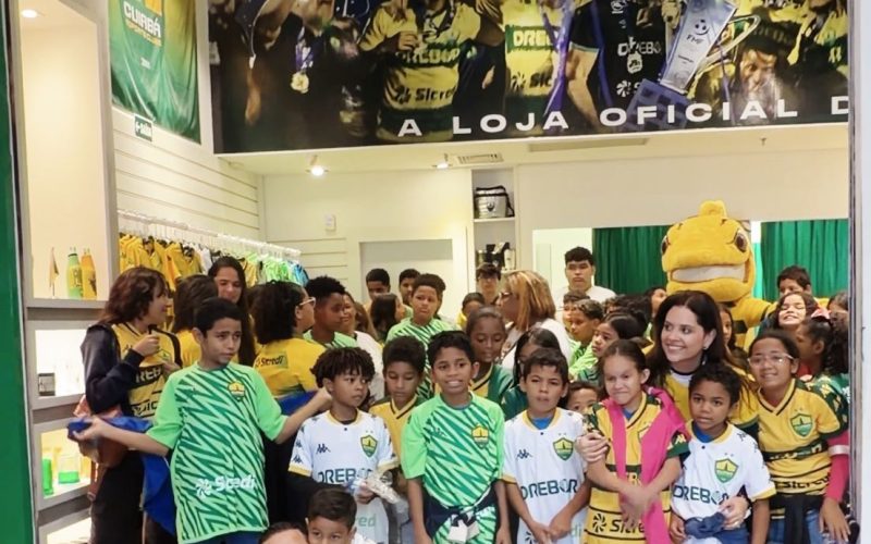 Após viralizar na Arena Pantanal, padre Tony vê sonho de 100 crianças se tornar realidade com apoio do Cuiabá