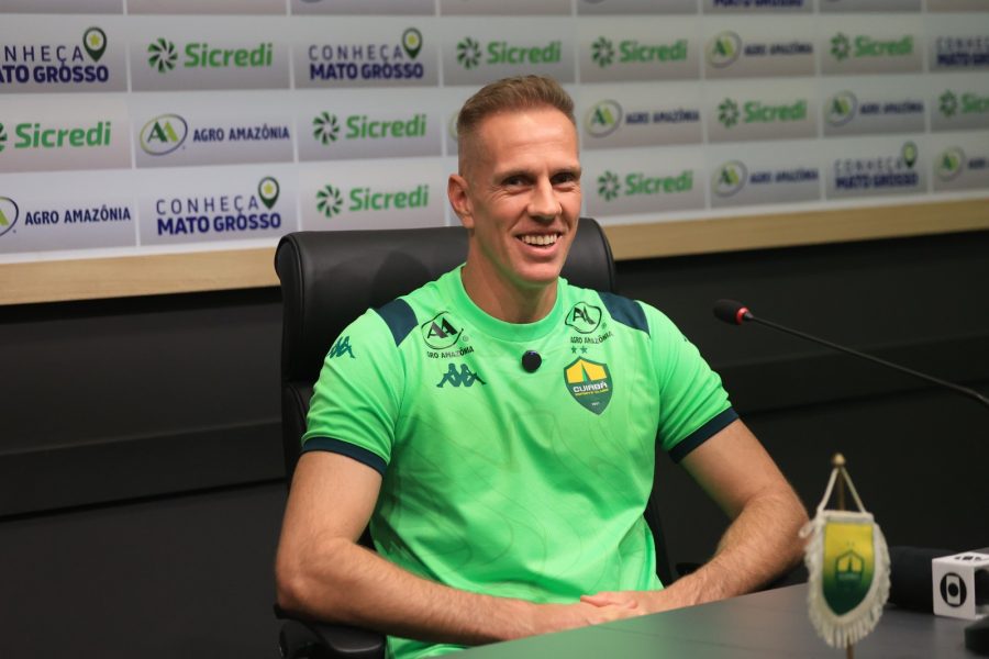 João Carlos convoca torcida e projeta sequência decisiva do Cuiabá na Série B