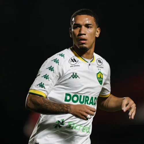 Volante se despede do Cuiabá e disputará a Libertadores em 2026
