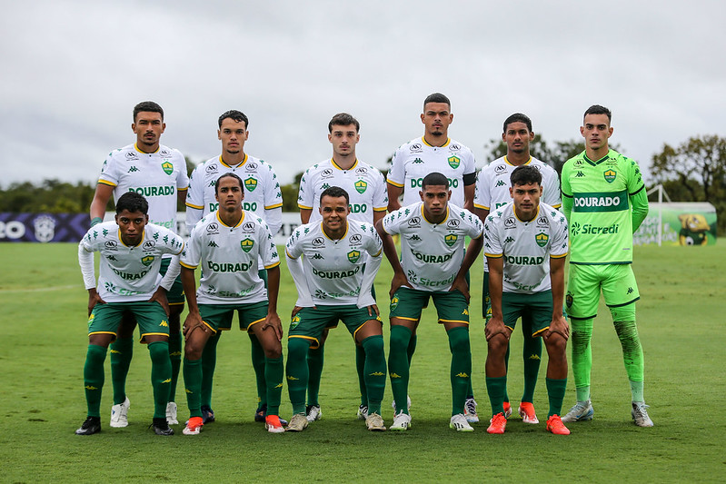 Sub-20 empata de novo e vê rebaixamento se aproximar no Brasileiro