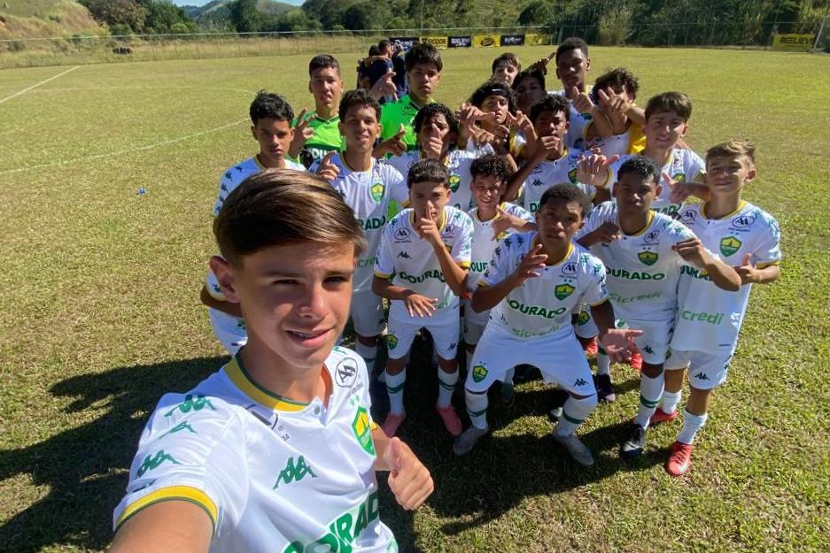 Sub-14 do Cuiabá passa pelo Athletico-PR e avança à semifinal da Copa Voltaço