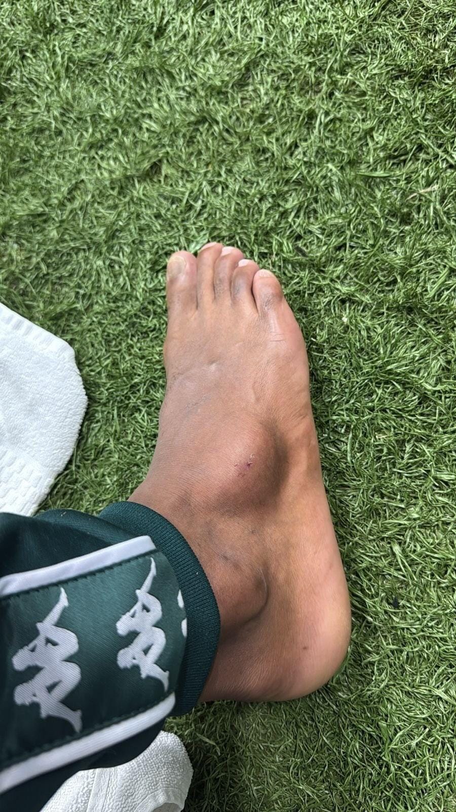 Juiz expulsa Max por reclamação e revolta torcida do Cuiabá