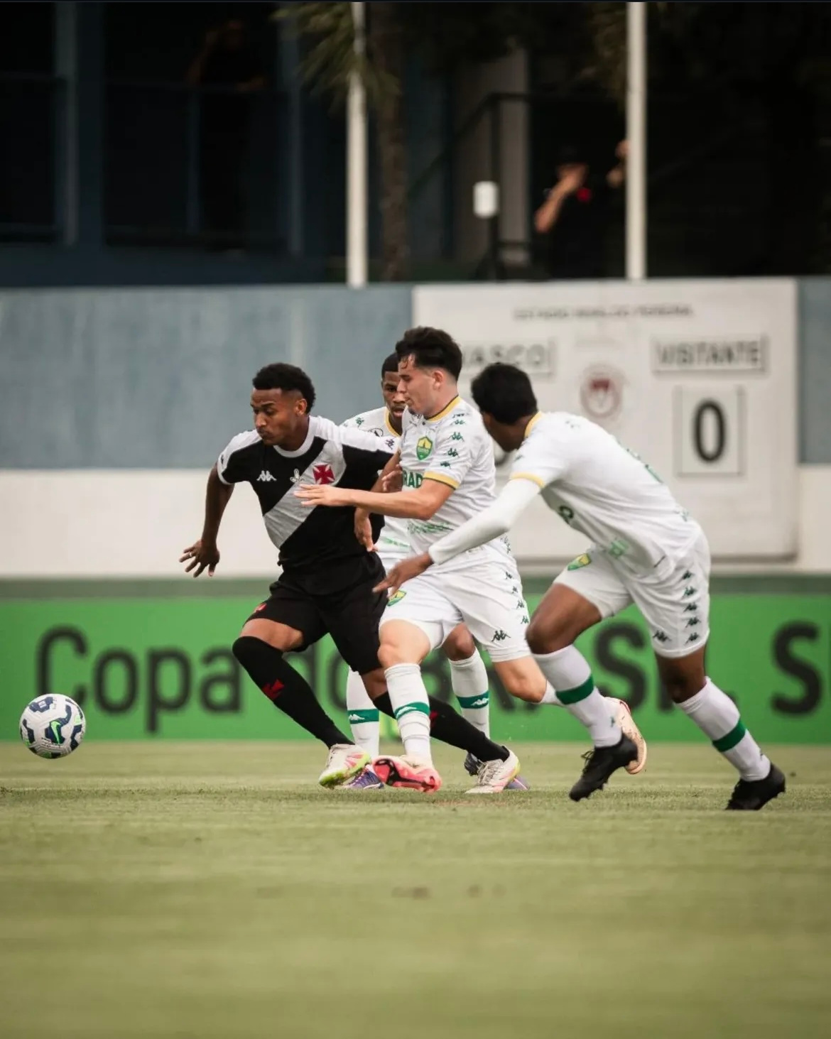 Vasco goleia Cuiabá e elimina time mato-grossense da Copa do Brasil Sub-20