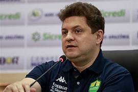 “Não dá para cobrar camarão se estou te dando um Pacupeva”, diz Cristiano ao defender reconstrução do Cuiabá