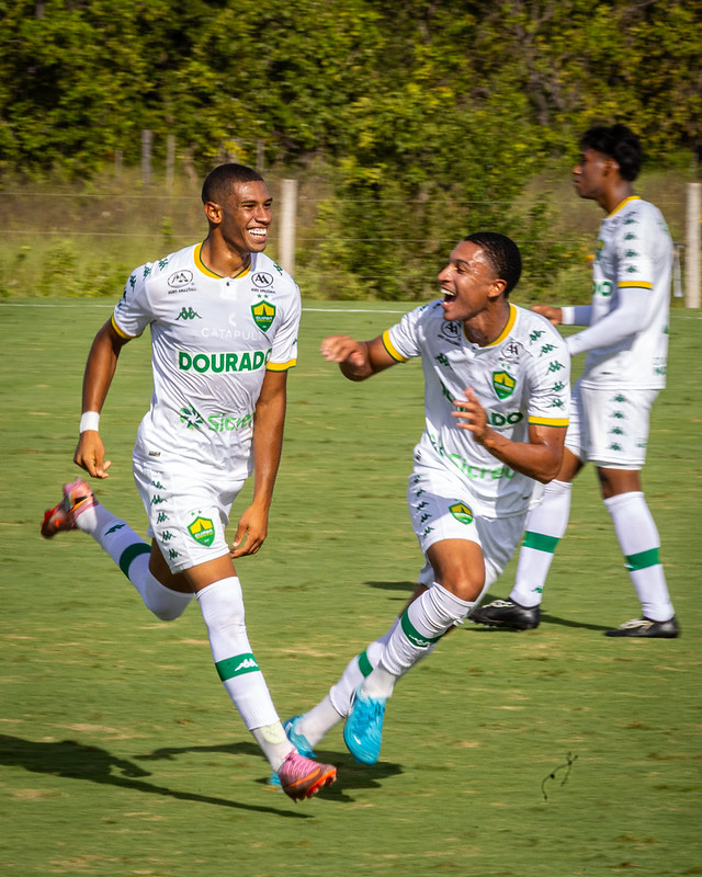 Dourado Sub-20 reage no Brasileirão e bate o Botafogo em casa