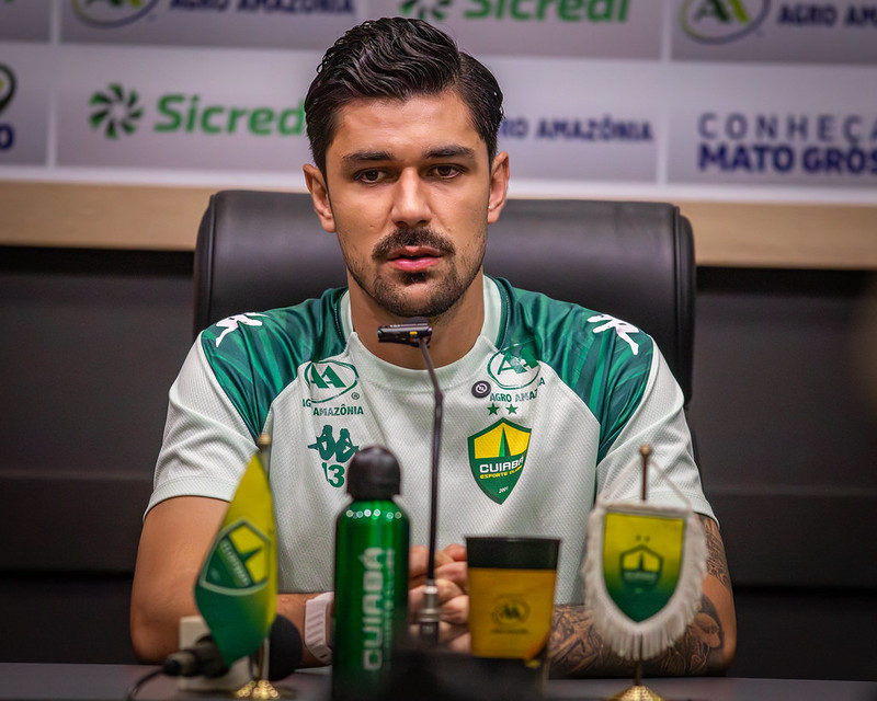 “Má sorte no fim”, diz Basso após gol sofrido pelo Cuiabá na Série B