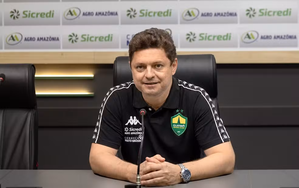 Cristiano Dresch banca Eduardo Barros: “Estou super satisfeito com o Edu”