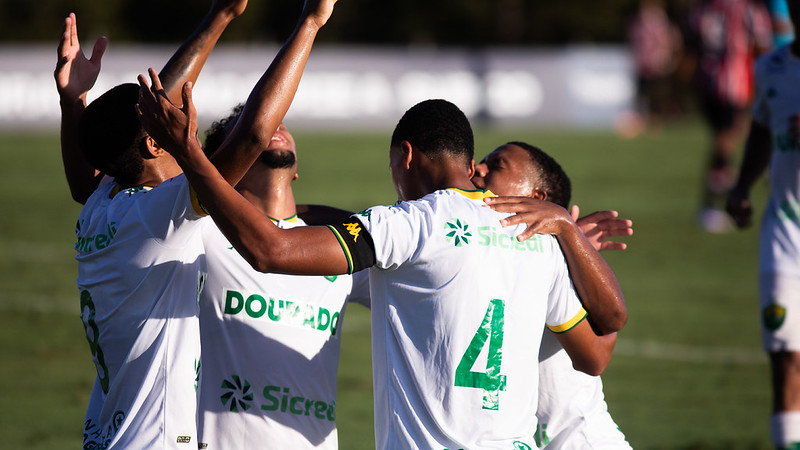 Com empate diante do Flamengo, Cuiabá segue vivo na briga para permanecer no Brasileirão Sub-20