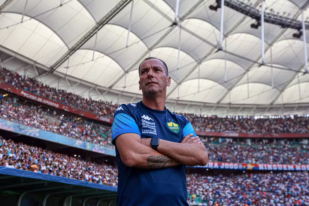 Entenda o transfer ban que impede o Cuiabá de registrar novos jogadores