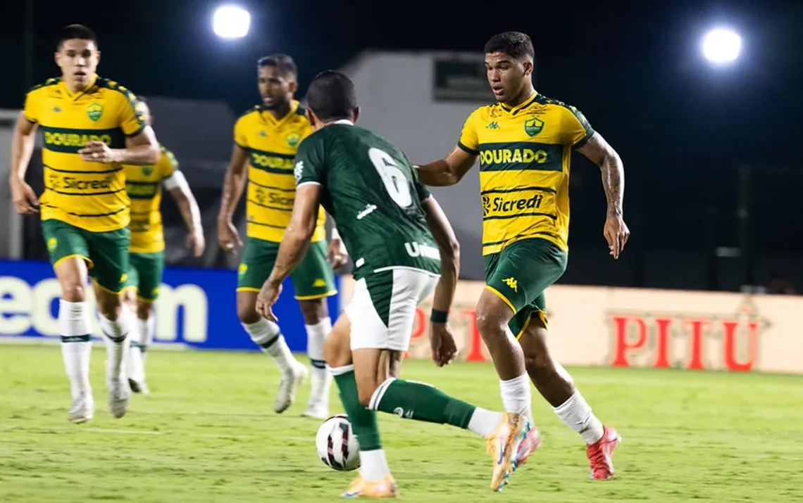 É confronto direto! Cuiabá recebe o Goiás de olho no G-6 da Série B