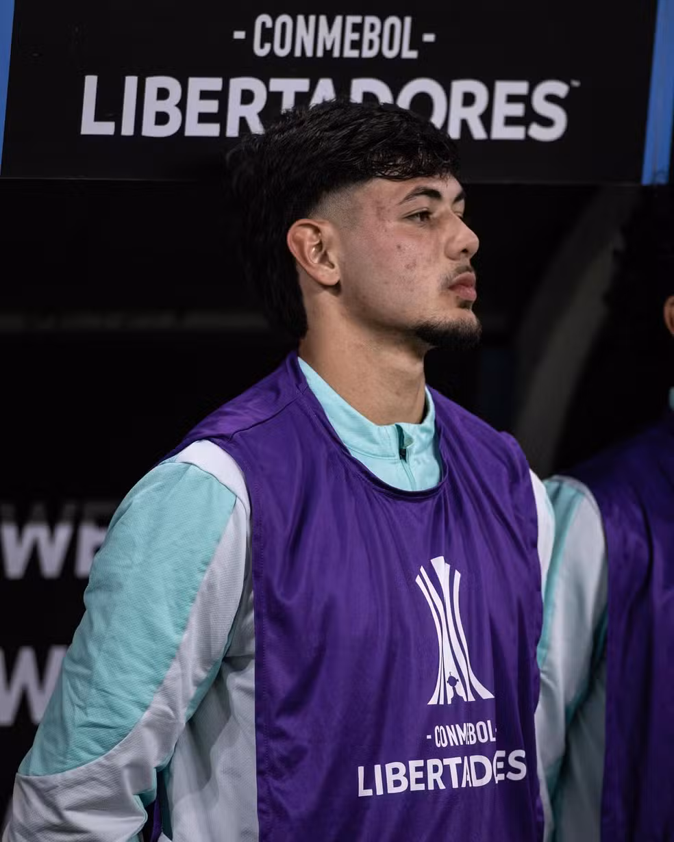 Cuiabá acerta contratação de goleiro de 19 anos que estava no Palmeiras